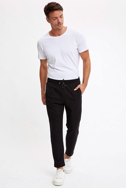 Defacto Erkek Black Red Beli Bagcikli Carrot Fit Pantolon S1236az20au Trendyol