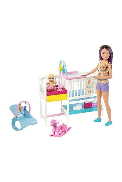 Barbie Bebek Bakicisi Skipper Uyku Egitiminde Oyun Seti Gfl38 Trendyol