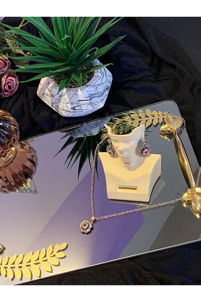 Demokan Ortasi Kirmizi Tasli Cicek Model Kolye Kupe Set Trendyol