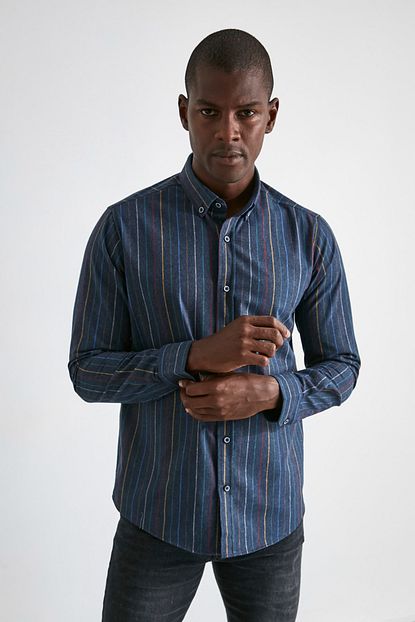 Trendyol Man Lacivert Erkek Cizgili Apoletli Slim Fit Gomlek Tmnaw21go0382 Trendyol
