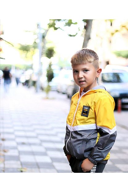 Sinemcemoda Erkek Cocuk Sari Gri Badi Ve Yagmurluk Ceket 2 Li Takim Trendyol