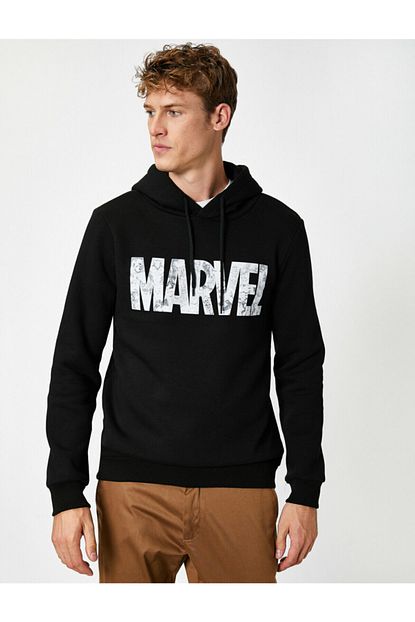 Koton Erkek Siyah Marvel Lisansli Kapusonlu Sweatshirt Trendyol