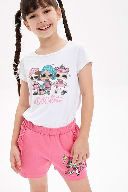 Defacto Beyaz Kiz Cocuk Lol Lisansli Relax Fit Baskili T Shirt Trendyol