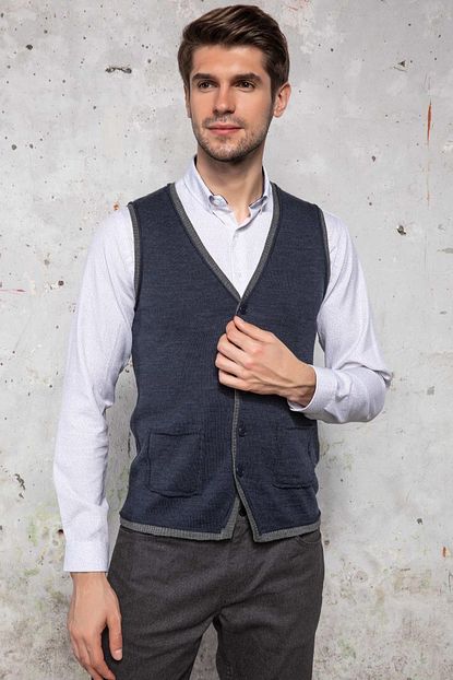 Defacto Erkek Cep Detayli Slim Fit Yelek J4683az 18wn In75 Trendyol