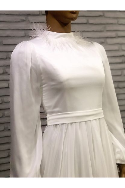 Dyg Kadin Beyaz Yakasi Puskullu Duz Renk Uzun Abiye Trendyol
