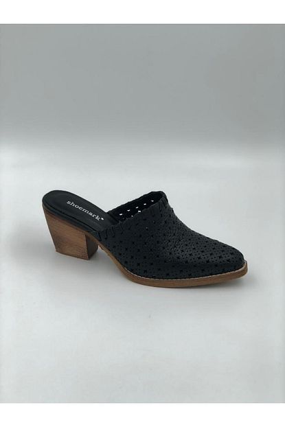 Shoemark Kadin Siyah Sivri Burun Delikli Terlik Trendyol