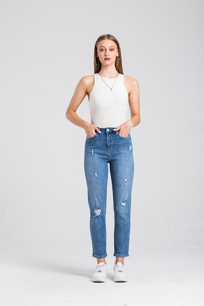 Lacarino Kadin Acik Mavi Yuksek Bel Yirtik Detayli Jeans Trendyol