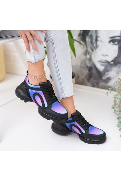 Olivo Butik Nora Mat Deri Kalin Taban Renk Detayli Spor Ayakkabi Siyah Renkli Trendyol