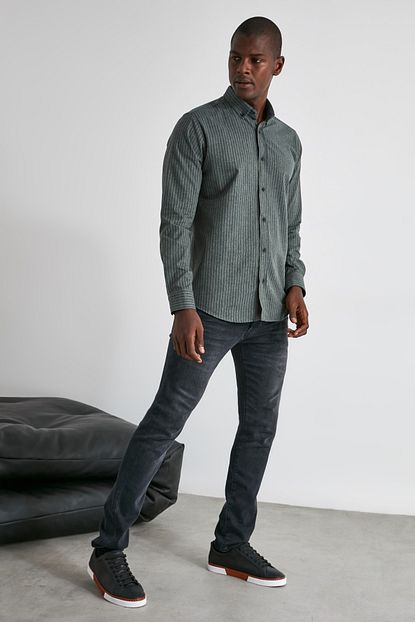 Trendyol Man Haki Erkek Cizgili Apoletli Gomlek Yaka Slim Fit Gomlek Tmnaw21go0387 Trendyol