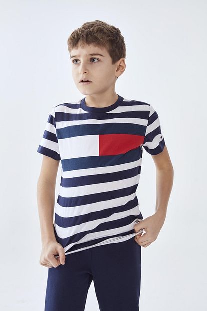 Tommy Hilfiger Erkek Cocuk Cizgili T Shirt 20sstk5498b Trendyol