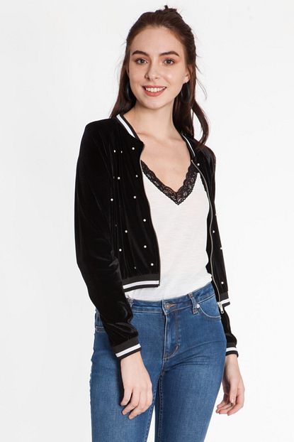 Bexy Kadin Siyah Incili Kadife Bomber Ceket Trendyol