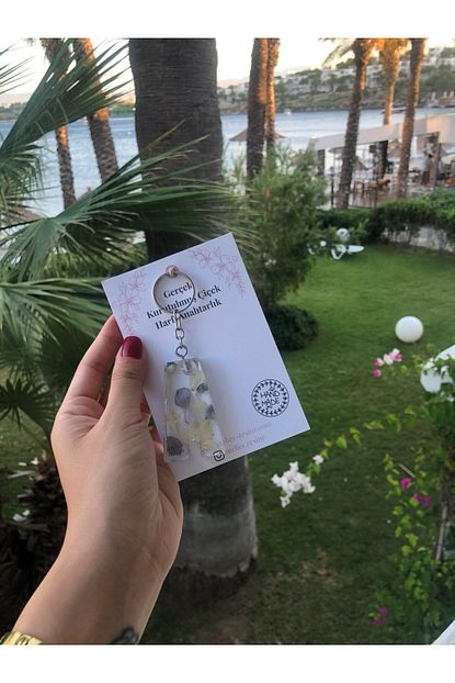 Atelier Resine Gercek Kurutulmus Cicek Recine Harf Anahtarlik G Harfi Trendyol