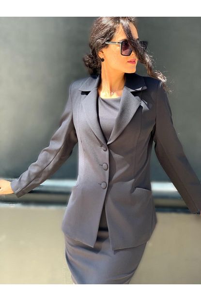 Excup Kadin Siyah Uc Dugmeli Blazer Ceket Trendyol