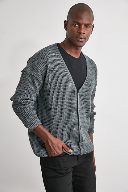 Trendyol Man Antrasit Erkek Oversize V Triko Hirka Tmnaw21hi0238 Trendyol