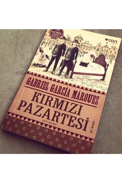 Can Yayinlari Kirmizi Pazartesi Islenecegini Herkesin Bildigi Bir Cinayetin Oykusu Trendyol
