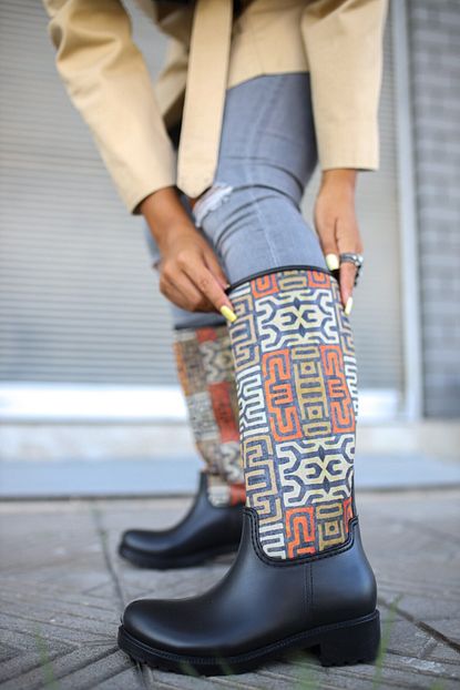 Sea Blue Kadin Siyah Mandy Renkli Yagmur Cizmesi Sb19095 Trendyol