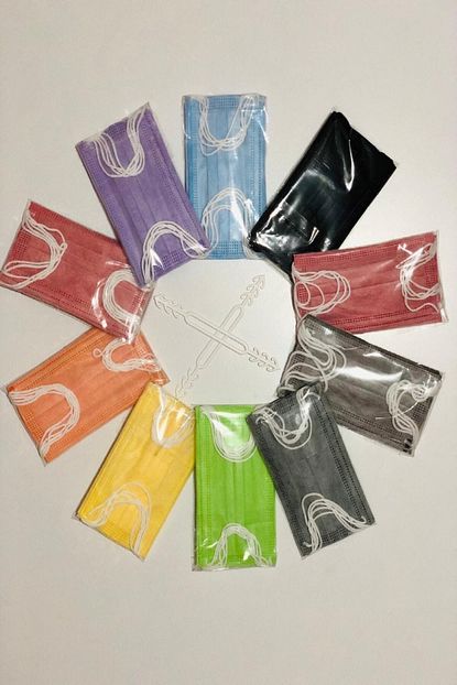 Maksis 50 Adet 3 Katli Yumusak Burun Telli Full Ultrasonik Renkli Cerrahi Maske Maske Aparati Trendyol