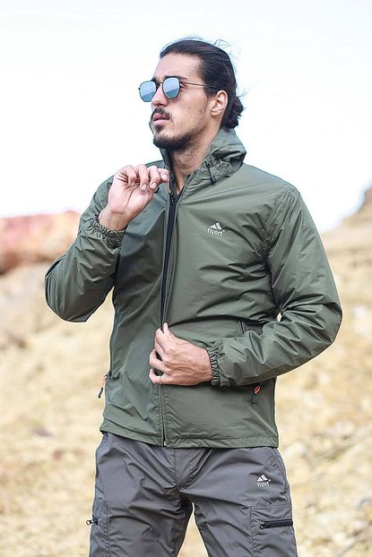 Fiyort Erkek Outdoor Haki Su Gecirmez Yagmurluk Trendyol