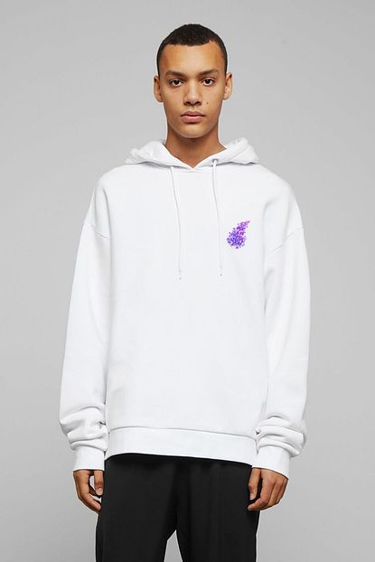 Collage Mor Cicekler Illustrasyon Leylak Suluboya Resim Baskili Beyaz Erkek Orme Kapsonlu Sweatshirt Uzun Ko Trendyol