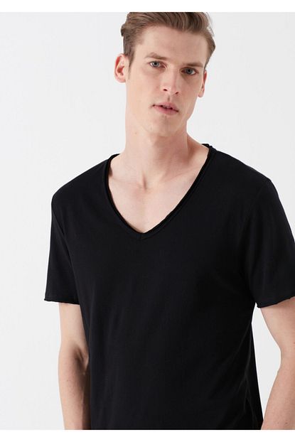 Mavi Erkek Siyah V Yaka T Shirt Trendyol