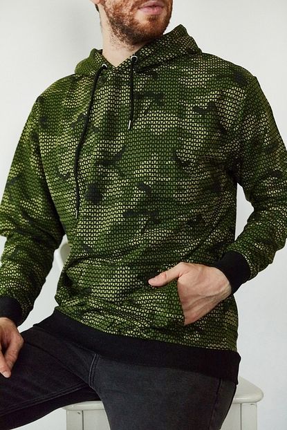 Xhan Erkek Yesil Kamuflaj Desenli Sweatshirt 1kxe8 44167 08 Trendyol