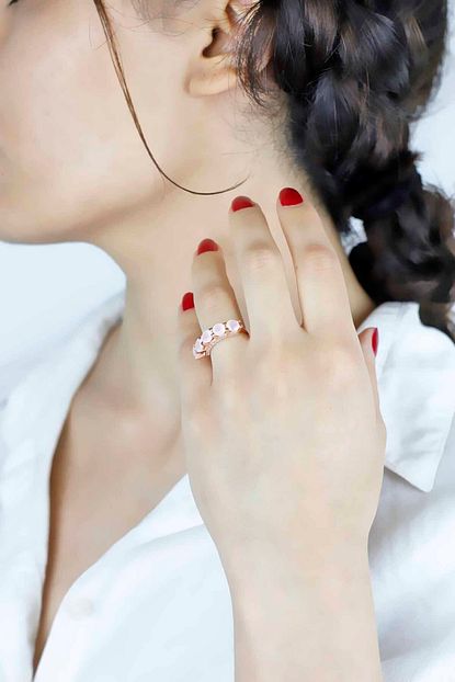 Necati Gun Pembe Kuvars Tasli Rose Gold Kaplama 5 Tas Gumus Yuzuk Trendyol
