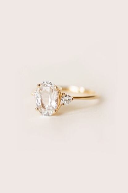 My Diamond Beyaz Safir Tasli Ve Pirlantali 14 Ayar Sari Altin Yuzuk Trendyol