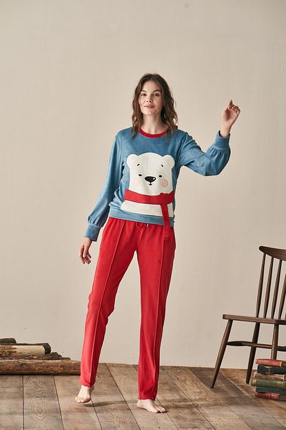 Ilisana Kadin Kirmizi Pijama Takimi Trendyol