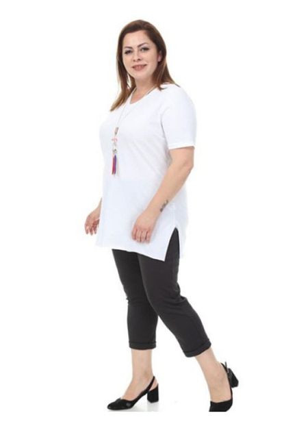 Z Plus Kadin Beyaz V Yaka Duz Renk T Shirt Trendyol