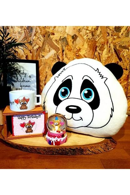 Hediye Deposu Panda Polar 3d Yastik Kutulu Kupa Ve Isikli Kar Kuresi 3 Lu Dogum Gunu Hediyesi Trendyol