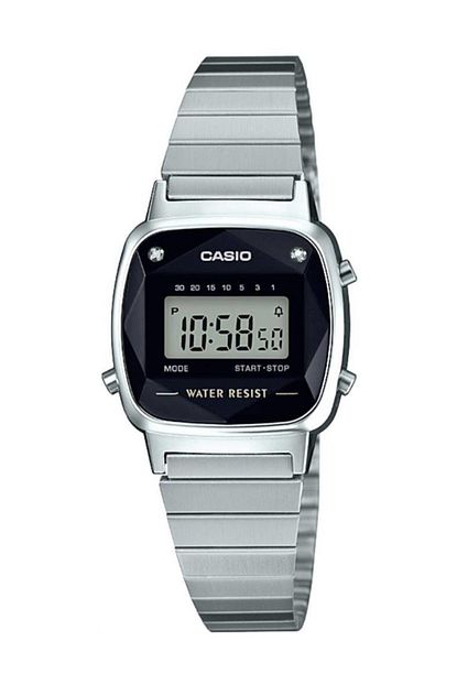 Casio Retro Kadin Kol Saati Sck07 18036 Trendyol