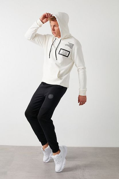 Buratti Belden Baglamali Ekstra Slim Fit Esofman Alti Erkek Esofman Alti 568r146 Trendyol