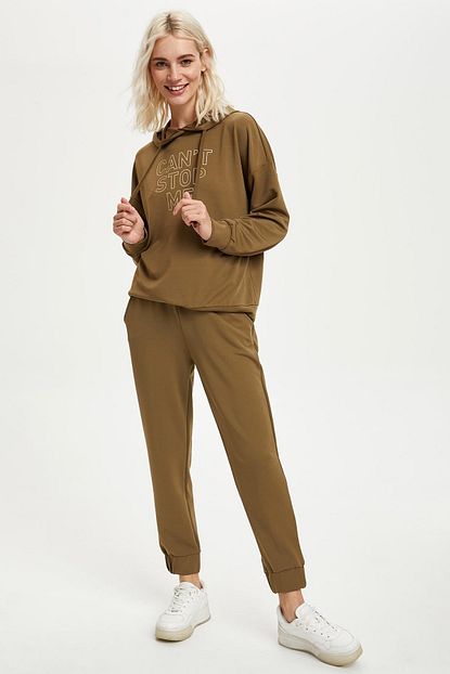 Defacto Fit Kadin Olive Relax Fit Jogger Esofman Alti S3717az20au Fiyati Yorumlari Trendyol