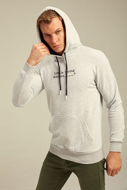 Tarz Cool Erkek Krem Life Kapusonlu Kanguru Cepli Uzun Kollu Basic Sweatshirt Swtlf001r13 Trendyol