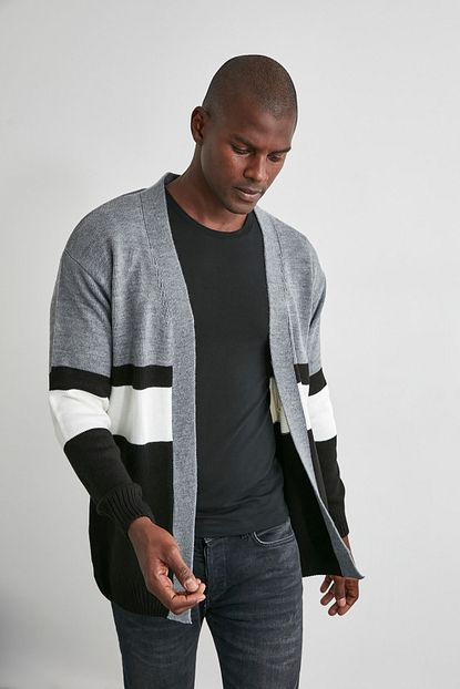 Trendyol Man Siyah Erkek Panelli Triko Hirka Tmnaw21hi0398 Trendyol