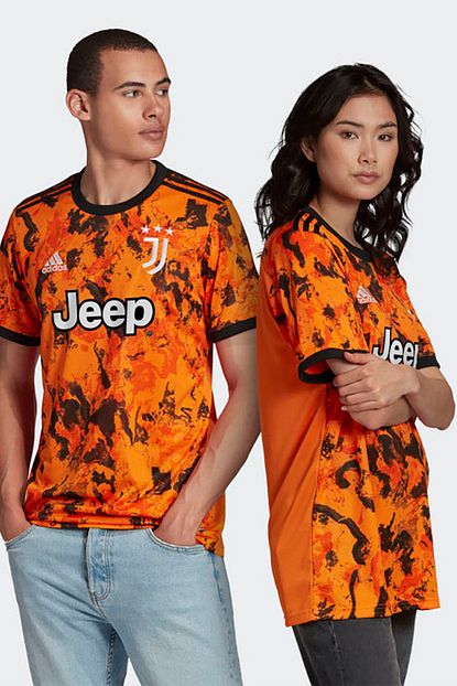 Adidas Erkek Turuncu Futbol Forma Juventus 3 Jsy Ge4856 Trendyol