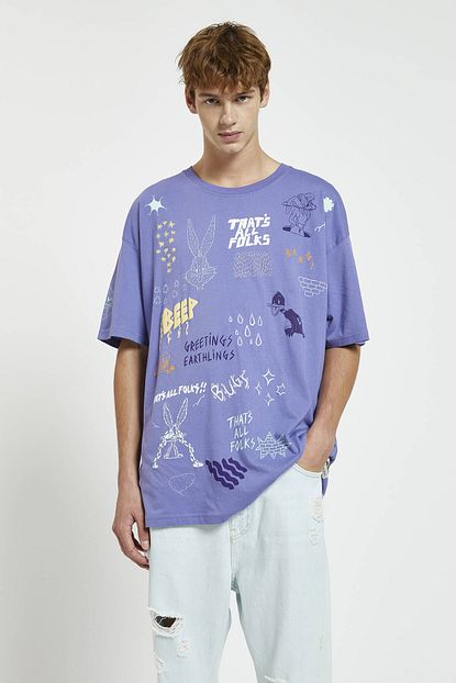 Pull Bear Erkek Koyu Mor Kabartma Desenli Lila Looney Tunes X Evan Rossell T Shirt 09249534 Trendyol