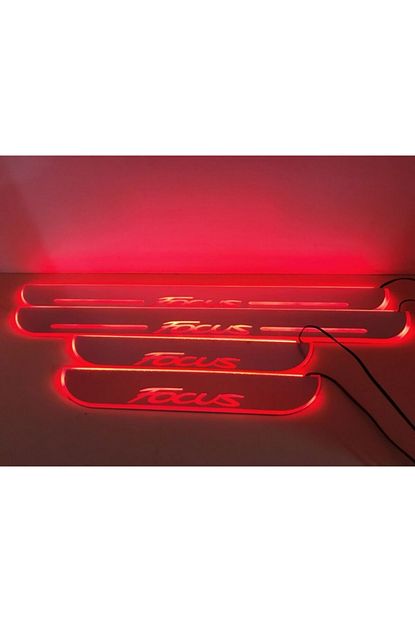 Boostzone Ford Focus Plastik Kirmizi Isikli Kapi Esigi 4lu Trendyol