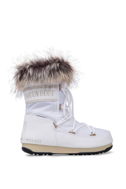 moon boot