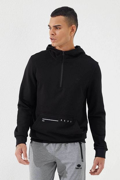 Tommy Life Erkek Siyah Kapusonlu Yarim Fermuar Cep Baskili Sweatshirt Trendyol