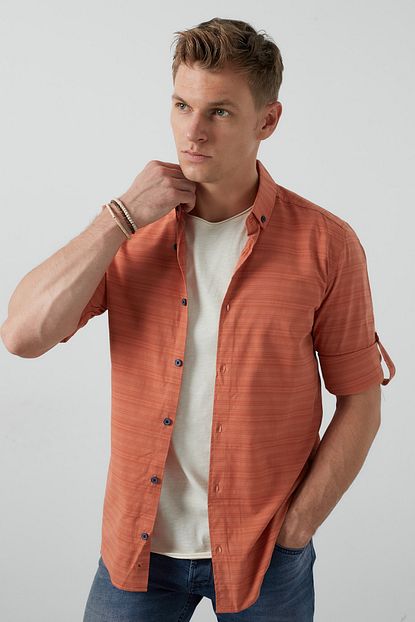 Buratti Erkek Kiremit Rengi Cizgili Dugmeli Yaka Katlanabilir Uzun Kollu Slim Fit Gomlek Cf20s112496 Trendyol