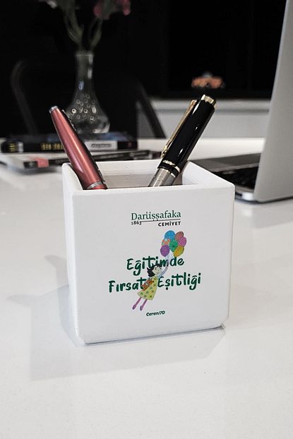 darussafaka balonlu kiz kalemlik fiyati