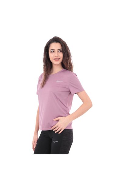 Nike Kadin Gul Kurusu Miller Top Ss T Shirt Trendyol