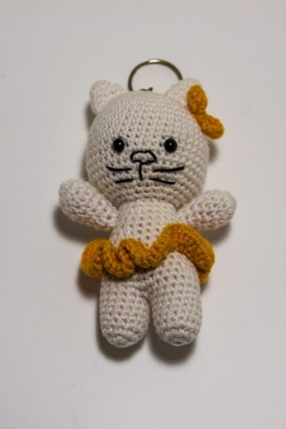 https www trendyol com propixel amigurumi kedi pelus oyuncak ve anahtarlik 13 cm p 55251178