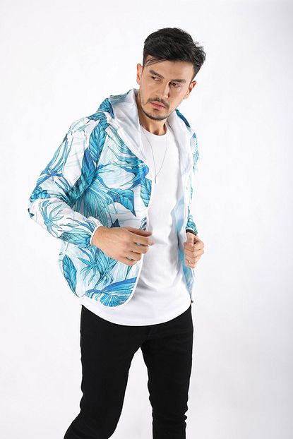 Karpefingo Erkek Bandana Desenli Mavi Beyaz Yagmurluk Trendyol