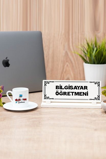 Hediyedukkani Bilgisayar Ogretmeni Beyaz Turk Kahvesi Fincani Ve Masa Isimligi Seti Trendyol