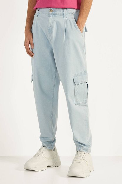 Bershka Erkek Acik Mavi Balloon Fit Kargo Jean 00252777 Trendyol