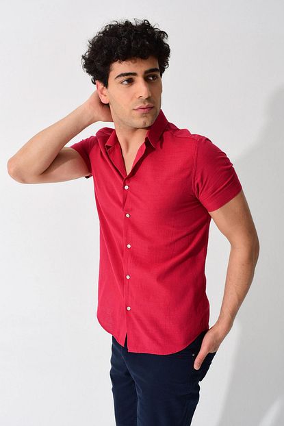 Tena Moda Erkek Bordo Kisa Kollu Apas Yaka Regular Keten Gomlek 0yeg12 2179 Trendyol