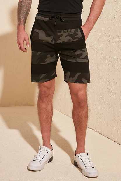 Trendyol Man Siyah Erkek Kamuflaj Detayli Sort Bermuda Tmnss20sr0082 Trendyol