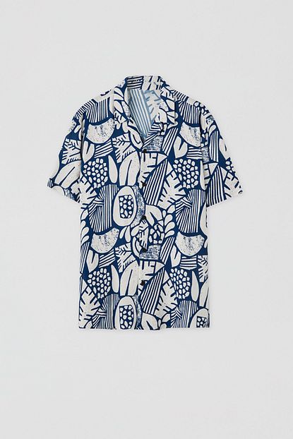 Pull Bear Erkek Mavi Iki Renk Desenli Viskoz Gomlek 05474551 Trendyol